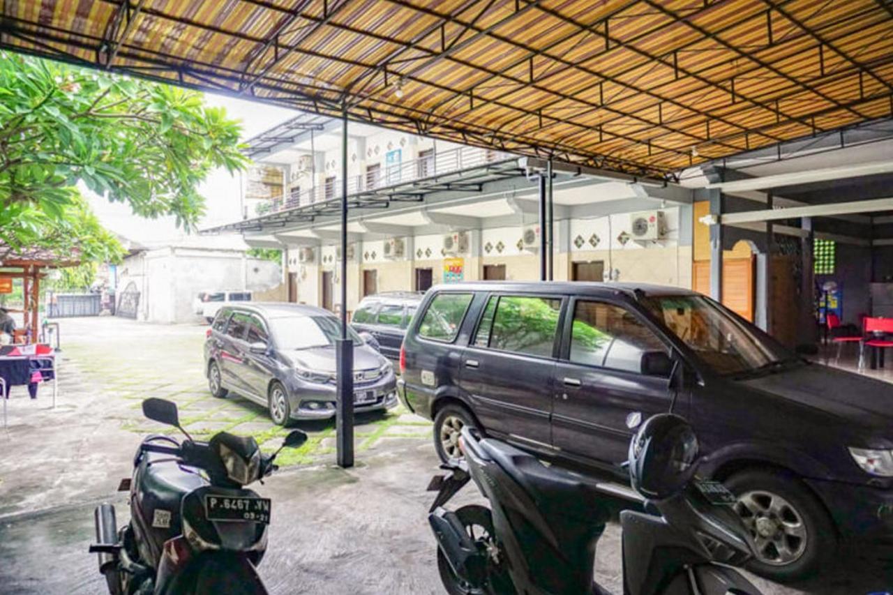 Reddoorz Near Penimbangan Beach Singaraja Ngoại thất bức ảnh